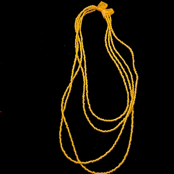 Girls handmade glass beaded yellow dangle necklace with gold clasp - Picture 1 of 3
